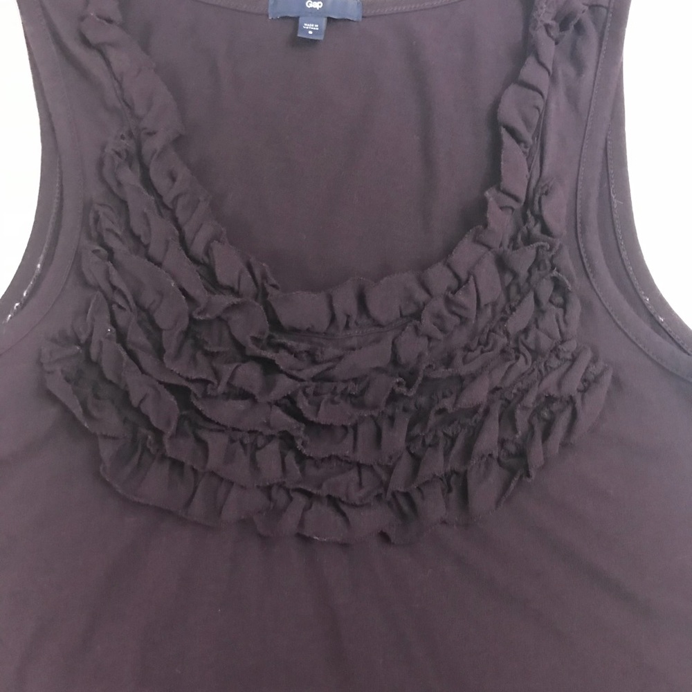 Gap ruffled tank top
